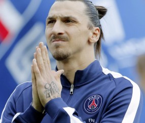 爱游戏-F1赛车最新战报！俄罗斯队迎战英格兰队，核心球员受伤，球队前景蒙阴影